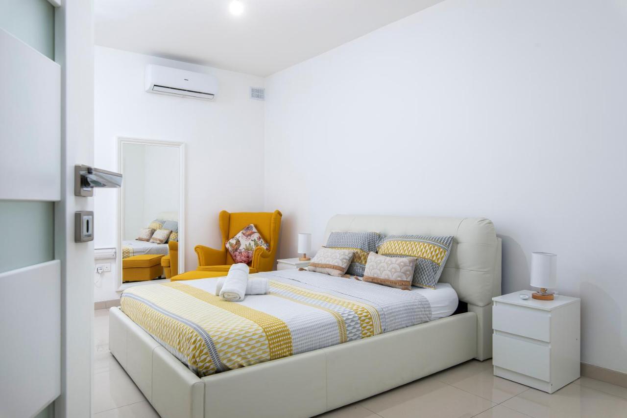 Spacious, Modern & Cosy 2 Bedroom 2 Bathroom Apartment - St. Julians Saint Julian's Exterior photo